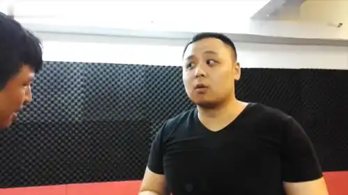 强森综合格斗特别节目摔跤吧爸爸动作讲解二