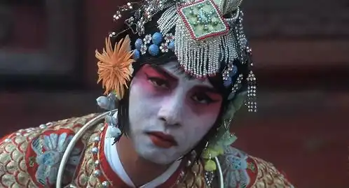 陈凯歌再谈霸王别姬扮演程蝶衣是张国荣的宿命
