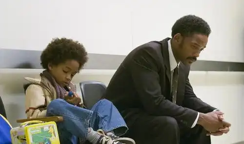 董明珠女人要牢记,眼泪不能解决问题,唯一的方法就是努力
