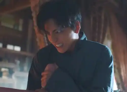 仅仅播5集,夺得热榜冠军,终于有一部值得我花钱狂刷的悬疑剧了