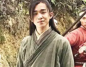 金庸武侠悟性谁最高不是令狐冲,更非杨过,而是她
