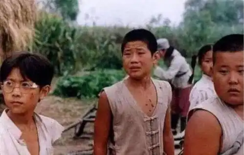 小兵张嘎15年后,嘎子已婚,英子是学霸,唯独他成为一线明星