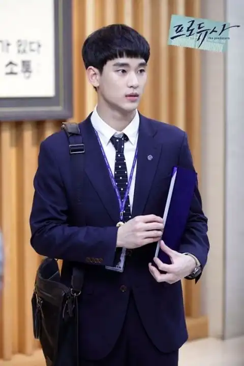 金秀贤收视率跟角色财产成正比
