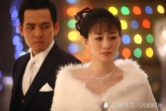 真不敢相信这是44岁的身材,李小冉保养的太好了吧
