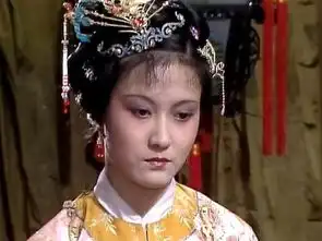 红楼梦里像一块木头的贾迎春真的没有自己的思想吗