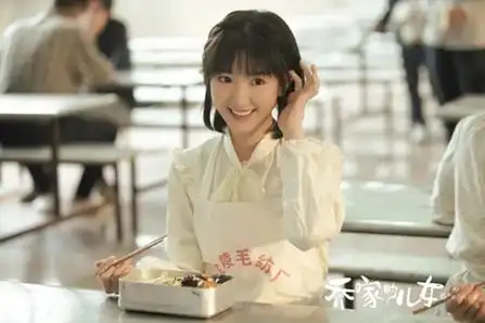 出生被扔垃圾桶,成名后被父亲勒索5000万,她却逆袭成爽文大女主
