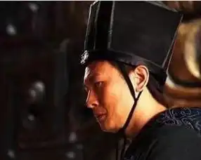 三个字说中穷人致命缺点,权位高的李斯因此缺点败给了权位低的赵高
