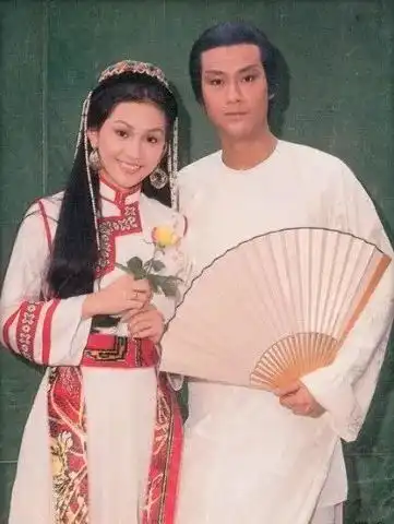 就在昨天号称中国上下五千年最有钱的文人走了......
