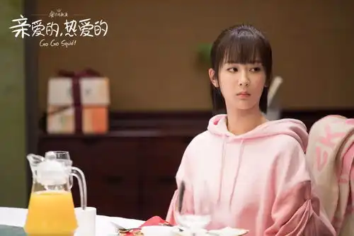 同样是92年出生,和周冬雨迪丽热巴相比,杨紫的优势在哪