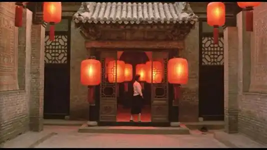大红灯笼高高挂后院女人们无声的战争,一场命运的悲剧