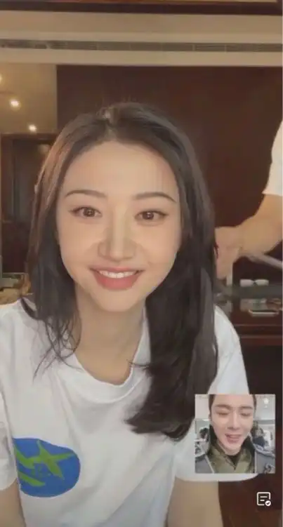 景甜说看完刘宇宁直播失眠了