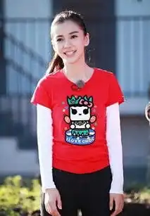 邓超为蜡像量身曝孙俪上跑男南京录制花絮撕名牌把邓超撕碎