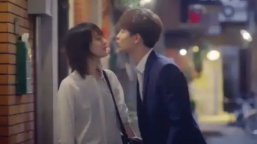 流淌的美好时光郑爽请齐铭吃路边摊,甜蜜拥吻,顾森湘撞见泪崩