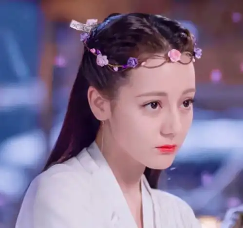 不舍杨洋热巴发文告别荣耀,无互动暗示未来合作可能性低