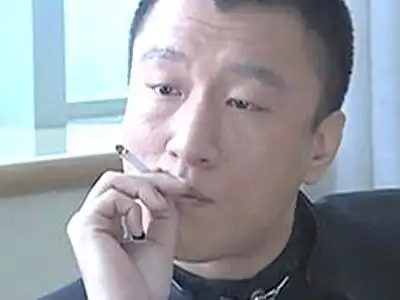 一位演什么都像黑老大的演员孙红雷
