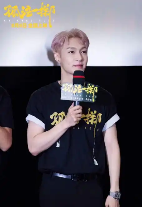 张艺兴的孤注一掷一部展现天赋异禀的电影
