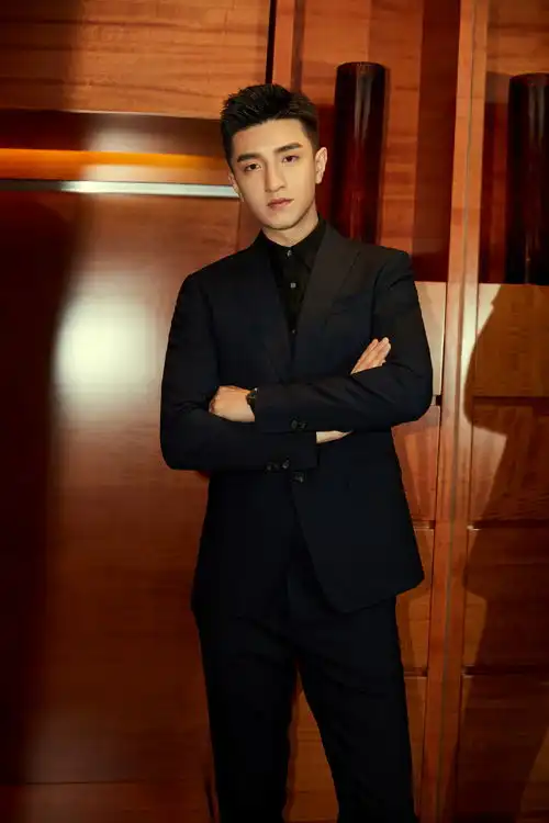 金瀚2018年度总结默默付出换来愈发闪耀