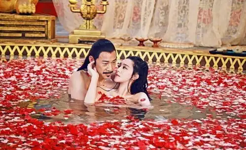 武则天曝鸳鸯浴照范冰冰张丰毅水中缠绵
