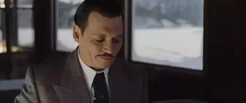 东方快车谋杀案定档11.10定档预告德普领衔莎剧大师自导自演
