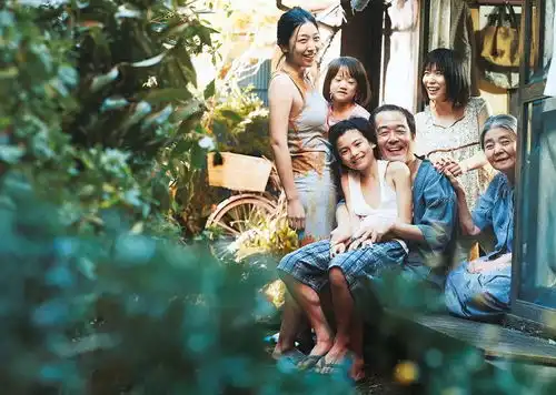 她说妈妈对我很好的样子让我心碎
