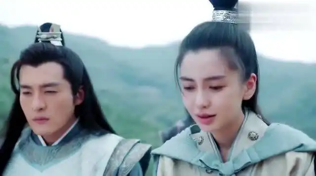 孤芳不自赏娉婷对楚北捷动情,背叛敬安王府,何侠视她为叛徒