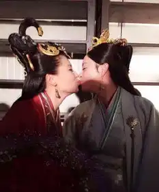 刘涛十年前旧照意外与孙俪同框如今她们都活成了生活最幸福的样子