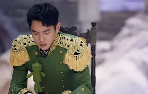 明星大侦探7张若昀我是颜值地下室,是mg学院最丑陋的人