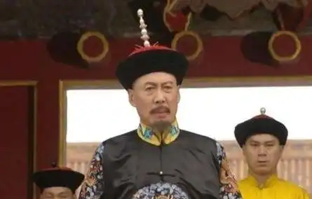和珅的垮台不是因为贪污,而是介入了乾隆与嘉庆的斗争
