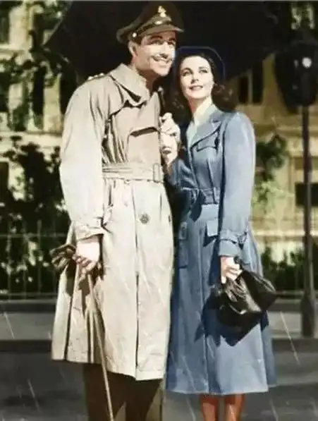 item爱了很久的大衣,你是否知晓它的故事
