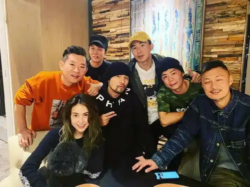 昆凌,你到底怎么嫁给这种男人的