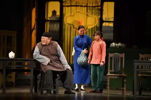 茶馆演出60周年,北京人艺三代戏骨说了这些心里话
