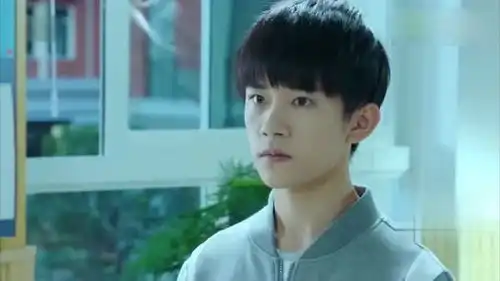 我们的少年时代尹柯邀请陶西参加校庆节目没想到是安谧的主意
