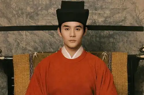 宋仁宗23年不识生母,养母降丧仪规格隐秘闻,吕夷简远谋避大祸