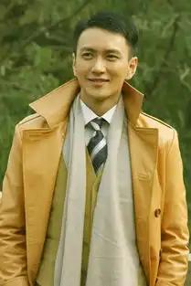 王仁君母亲心中人缘好左拥右抱享艳福