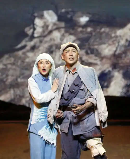 宁夏花儿绽放原创音乐剧花儿与号手在沪演出
