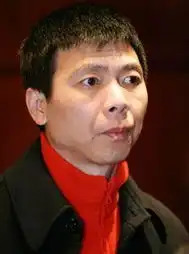 冯小刚植入广告有底线姜文不爱钱希望他保持
