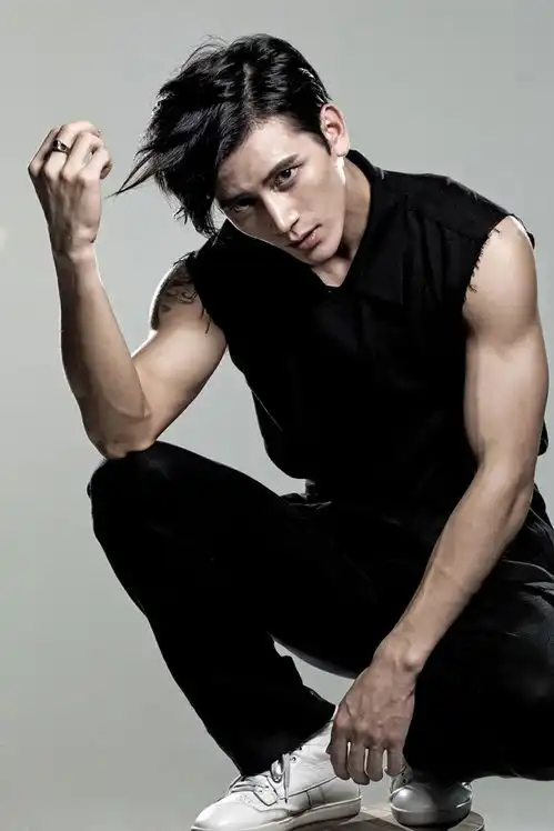 孙祖君曝功夫写真
