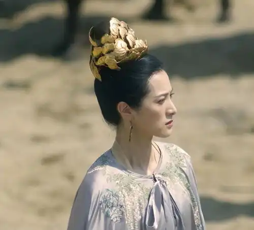 悍刀行裴南苇春秋十四甲之床甲,能让徐凤年扶墙而出