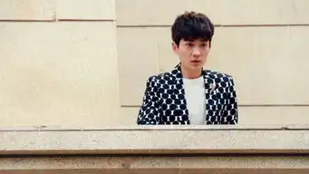 御姐归来曝剧照朱一龙海边壁咚安以轩
