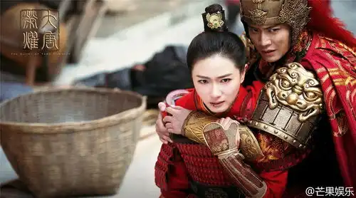 春晚八大语言节目岳云鹏创新,万茜倪妮漂亮,孙涛接棒开心麻花
