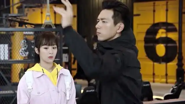 亲爱的,热爱的李现跟好友比跑步,一边相亲一边跟佟年相处