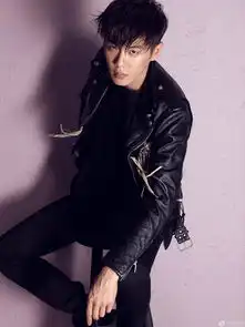 麻雀剧组湖南卫视跨年重聚张若昀尹正帅气献声