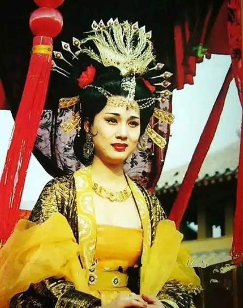 女星李建群无儿无女63岁患癌离世,临终感悟让人心碎