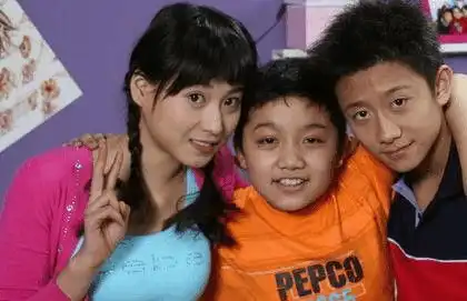 还记得家有儿女3里小雪的扮演者吗,如今的她现在怎么样了
