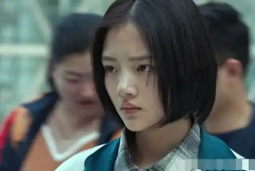 还记得悲伤逆流成河易遥么当初嫌她丑,换上古装后超美