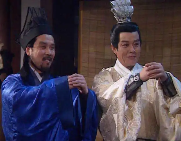 三国时期的鲁肃果真是一个头脑简单宽厚无能的老好人吗事实是
