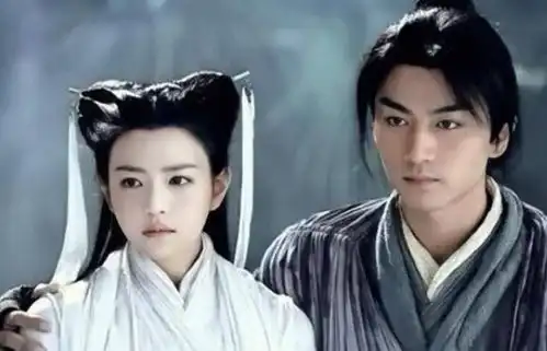 陈晓被曝已经离婚半年,走得很坚决拉黑陈妍希,愿意净身出户
