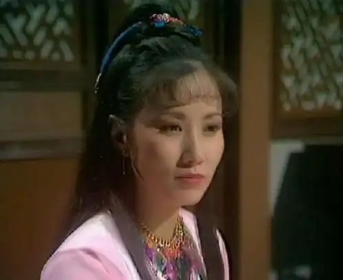 汪明荃近照曝光,面容蜡黄头发稀疏,77岁生日无儿女陪伴尽显落寞
