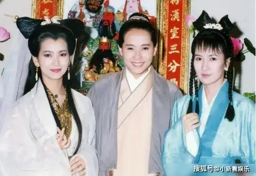 扮演青蛇的5位女星陈紫函为最美,陈美琪最经典,而她无人超越
