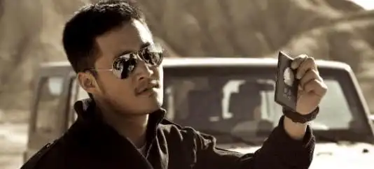 他在战狼里只出镜了10秒,却成了最大牌配角,比吴京赚得还多
